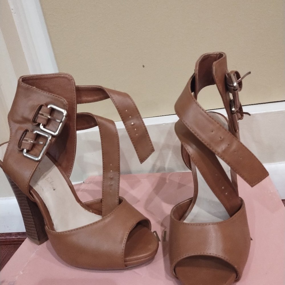 Wild Diva two Strap Sandal